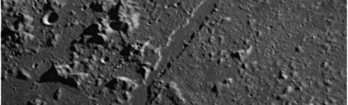 Vallis Alpes 2011 05 22 14 05 UT 12 05