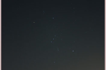 Orione diminuzione luminosità Betelgeuse