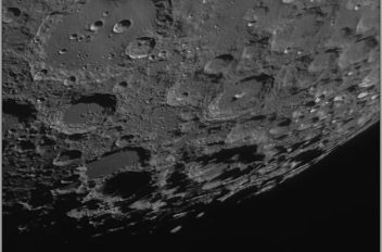 Clavius    03 04 2020